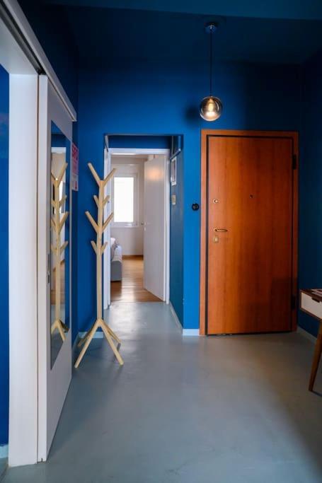 Bluexenia 1 Bedroom Retro Luxury Apartment *